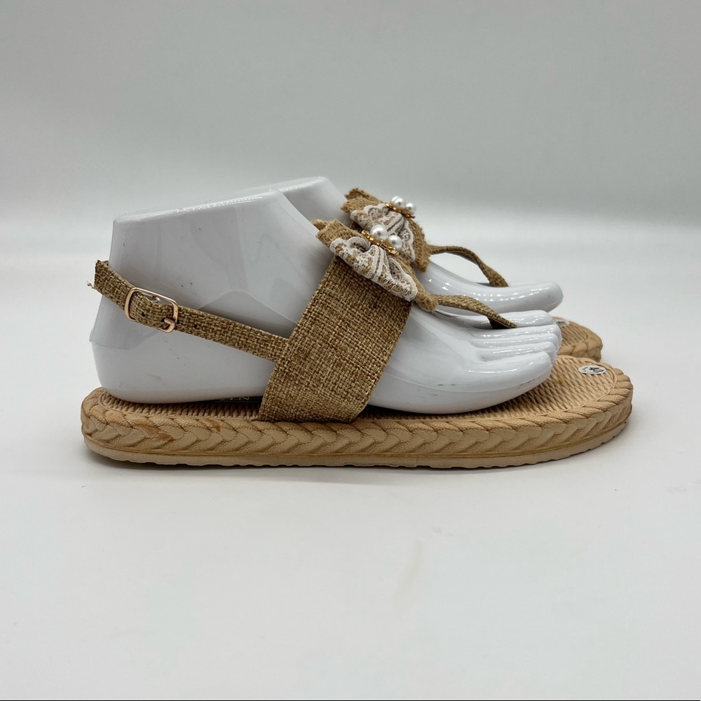 She & In Bow Sandals - Picture 3 of 9
